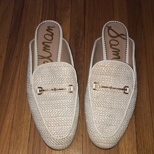 Sam Edelman
Linnie Woven Mules size 10